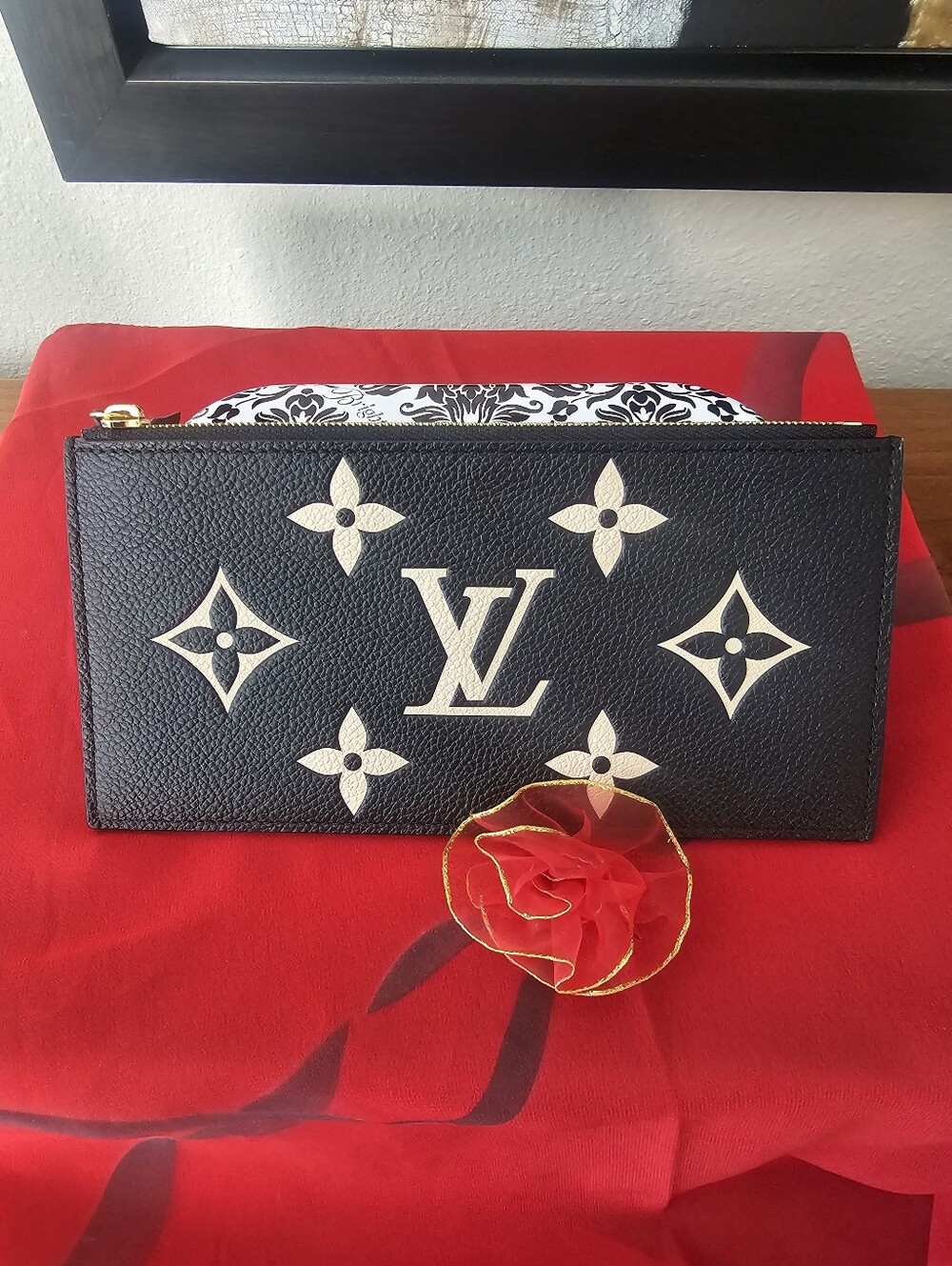 💯 AUTHENTIC LOUIS VUITTON FELICE POUCH - Picture 2 of 5